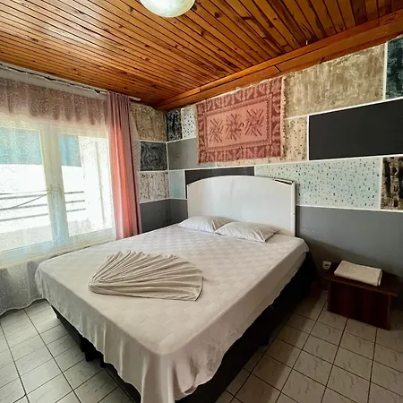 Delphin الفندقية بالخدمة الذاتية 4*