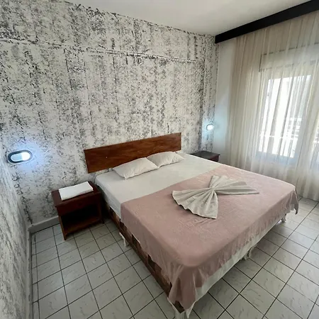 Delphin Апарт-отель 3*