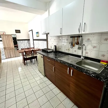 Delphin الفندقية بالخدمة الذاتية