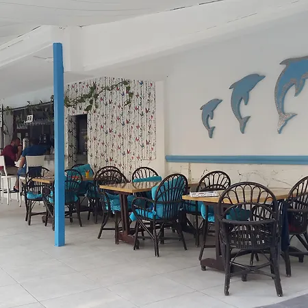 Aparthotel Delphin 2*