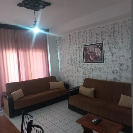 Delphin מלון דירות 3*